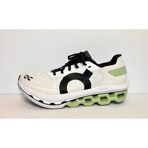 Size Women's 6  – On Running Cloudboom Echo 1 - White /Black  – NEW IN BOX!